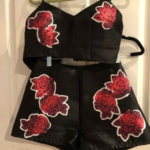 Two piece short and crop top black with red flowers L’Atiste by Amy